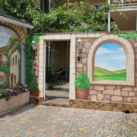 Apart Hotel Clumba Odesa Exterior photo